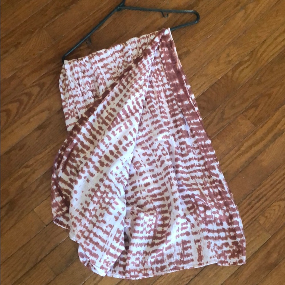 Tiara Hawaii wrap